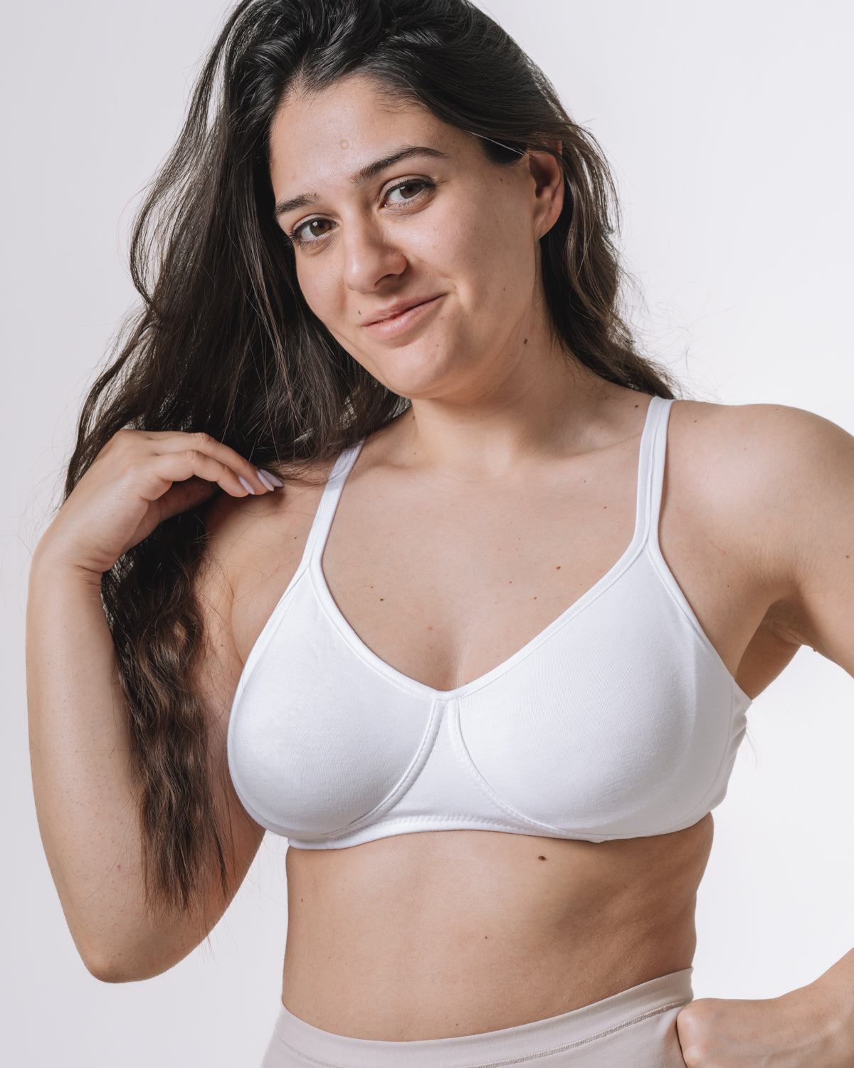 Modello Albicocca - Reggiseno preformato in cotone elasticizzato Bianco